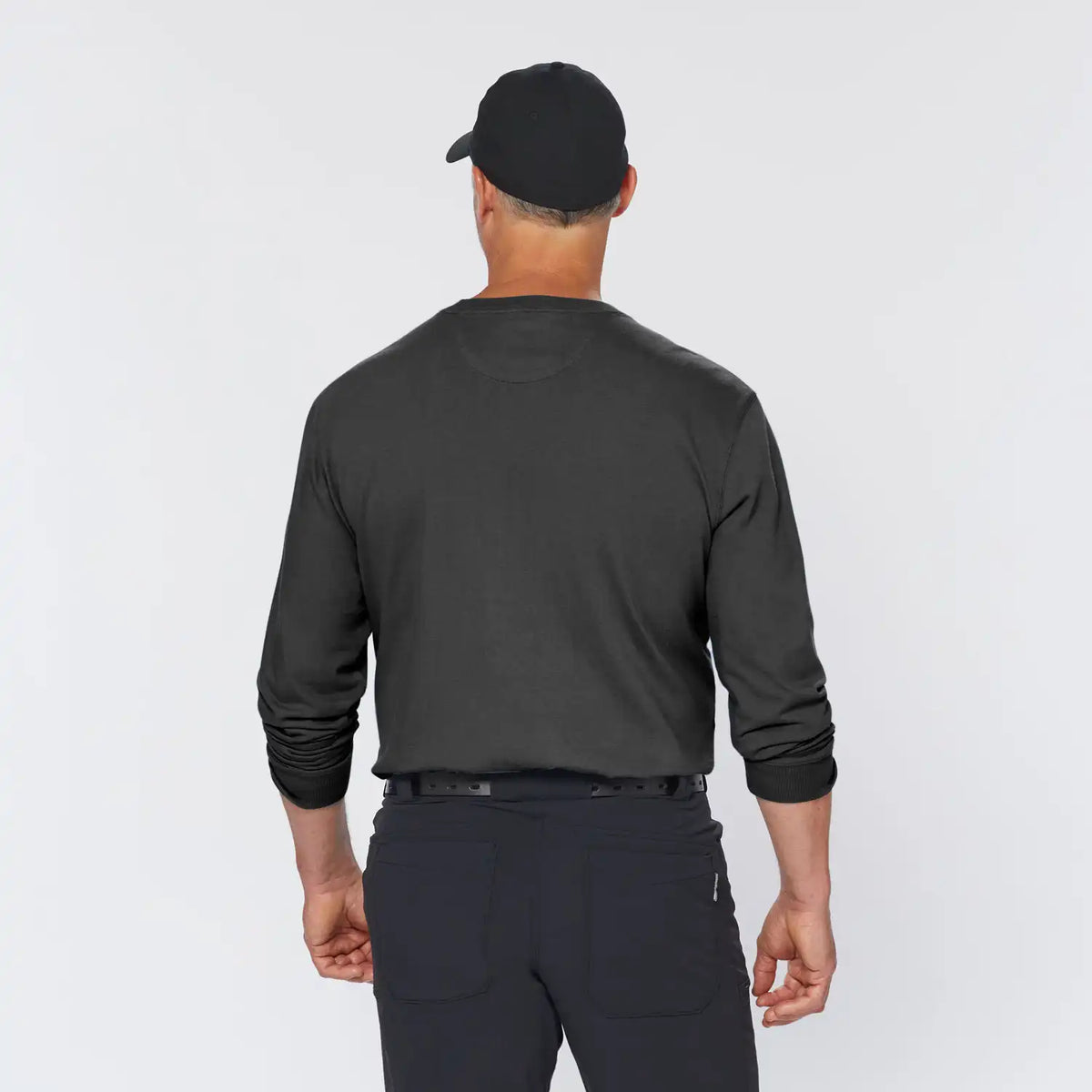 Men's Longtail T Standard Fit Long Sleeve Pocket Crew